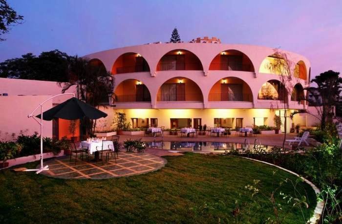 Sahil Sarovar Portico Lonavala Exterior foto